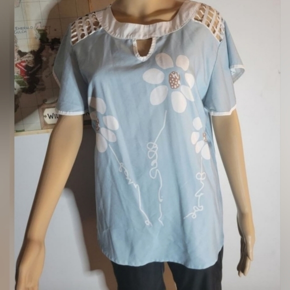 Wish Blue Top size Large/12 - Picture 3 of 4